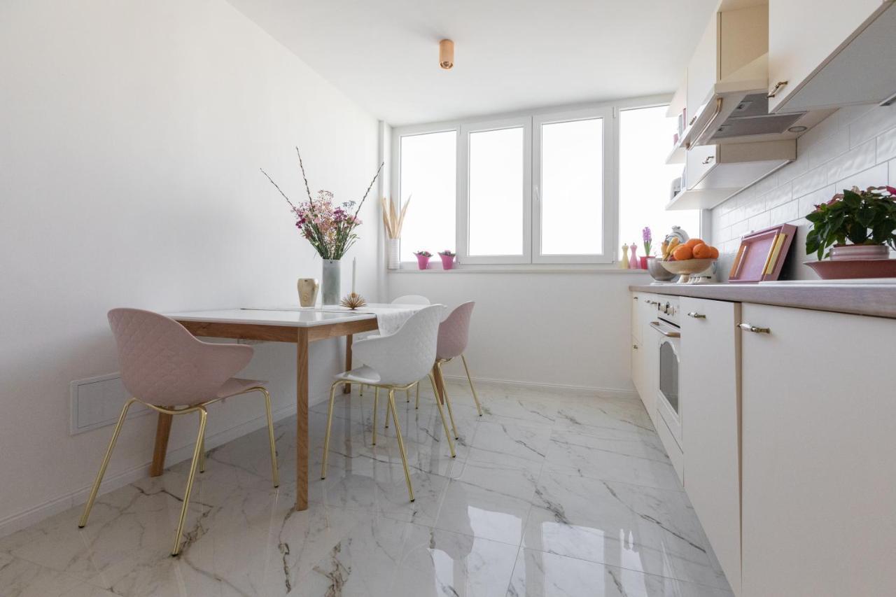 Apartman Ivandic Макарска Екстериор снимка